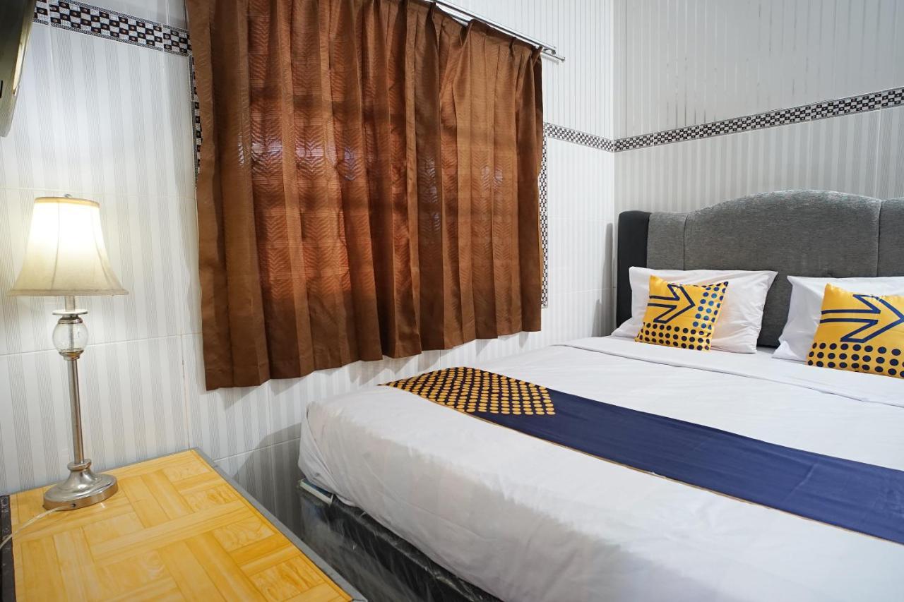 Spot On 1854 Sepinggan Asri Syariah Hotel 2*