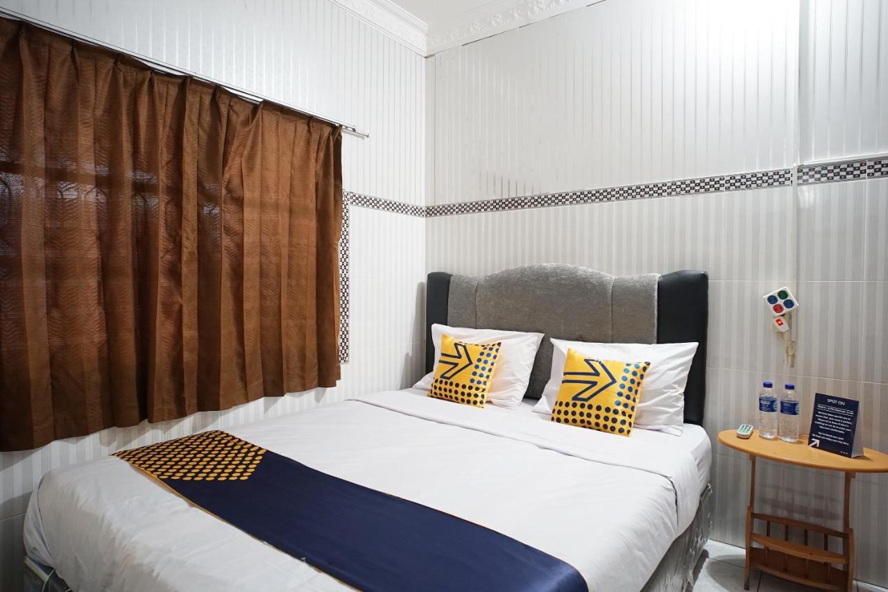 Hotel Spot On 1854 Sepinggan Asri Syariah Balikpapan (Borneo)